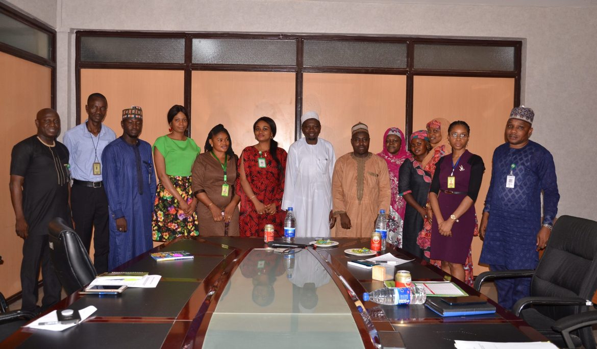 Vice-Chancellor counsels staff on career development