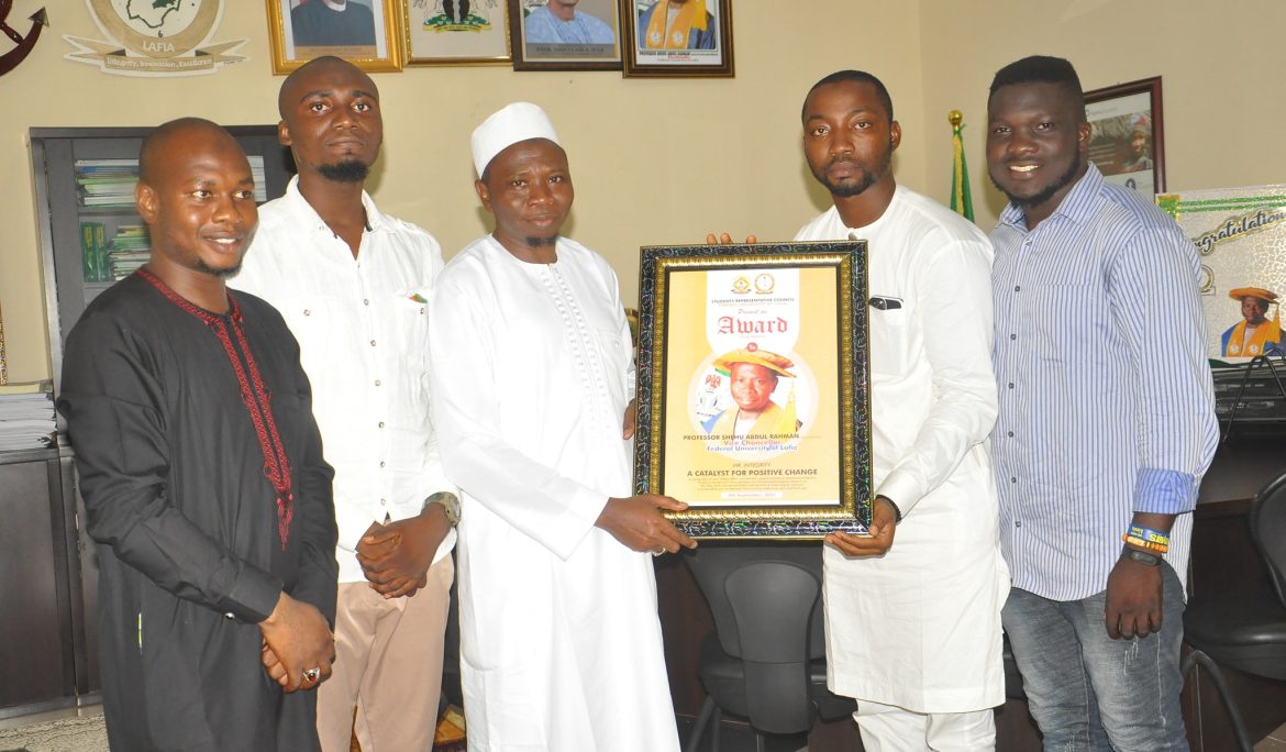 FULafia SRC honours Abdul Rahman with ‘Award of Excellence’