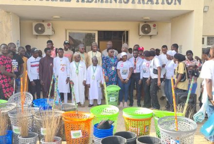 FULafia SRC presents sanitation materials to vice-chancellor